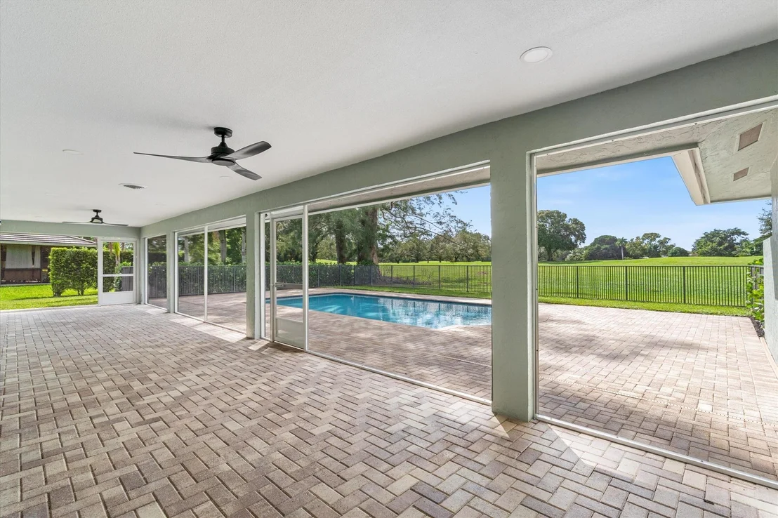 Photo of 1395 Pine Valley Drive