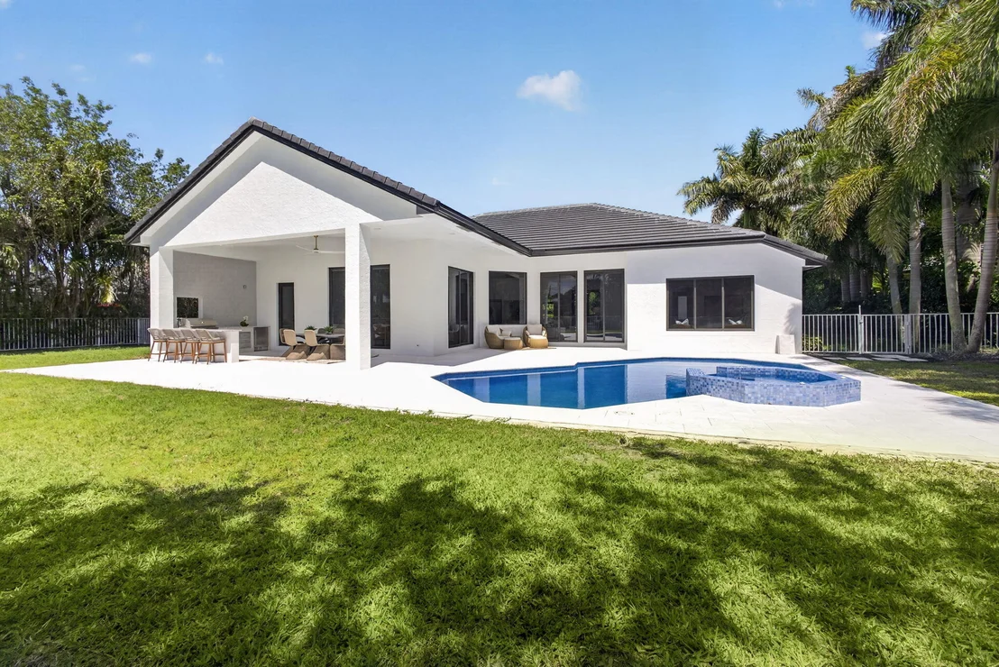 Photo of 2725 Seneca Circle