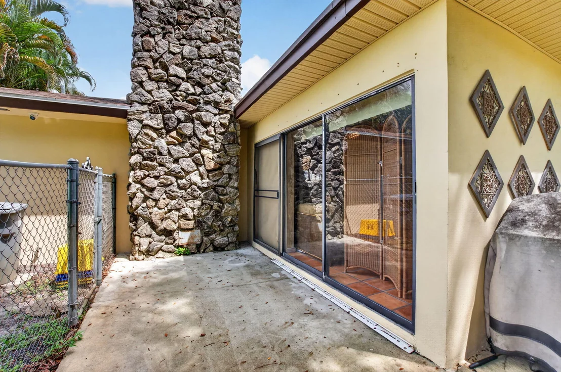Photo of 4746 Canal Drive