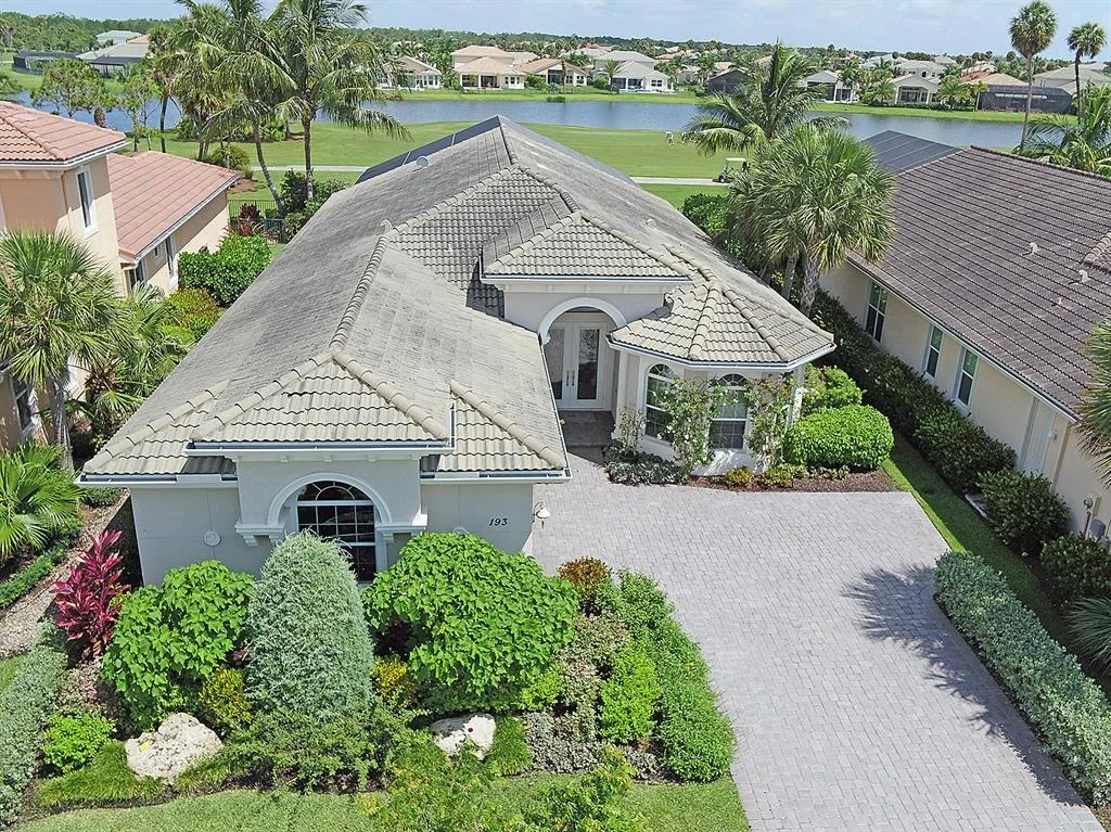 Photo of 193 Carina Drive
