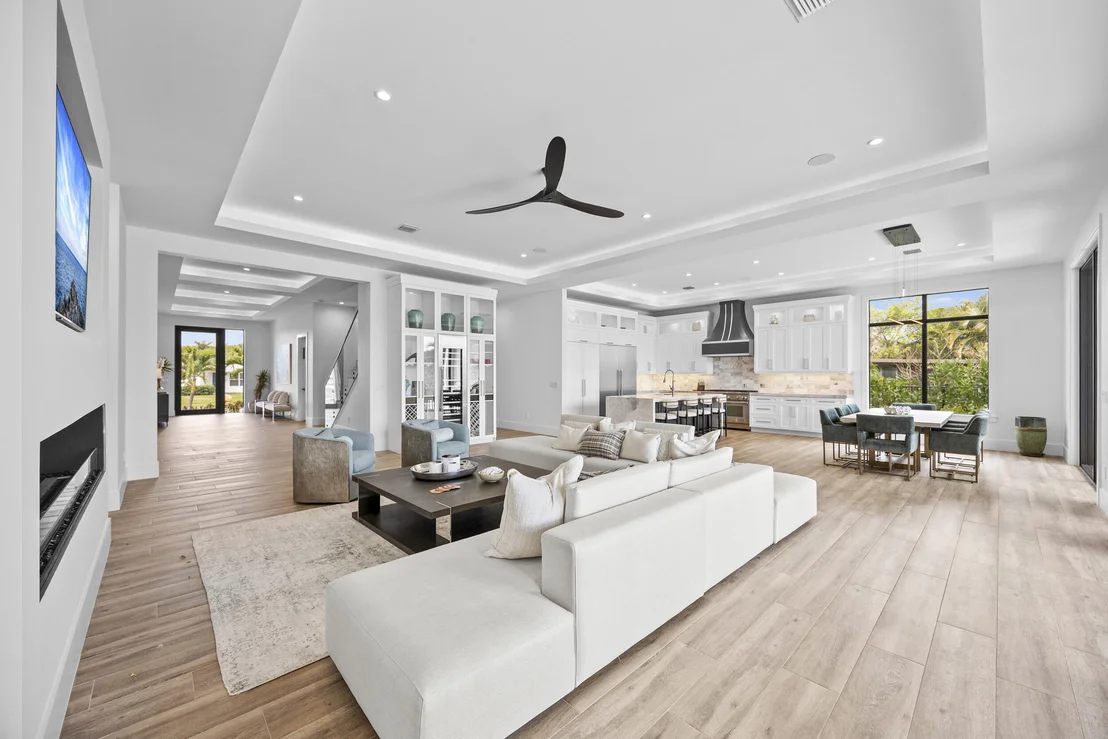 Photo of 736 Lagoon Drive