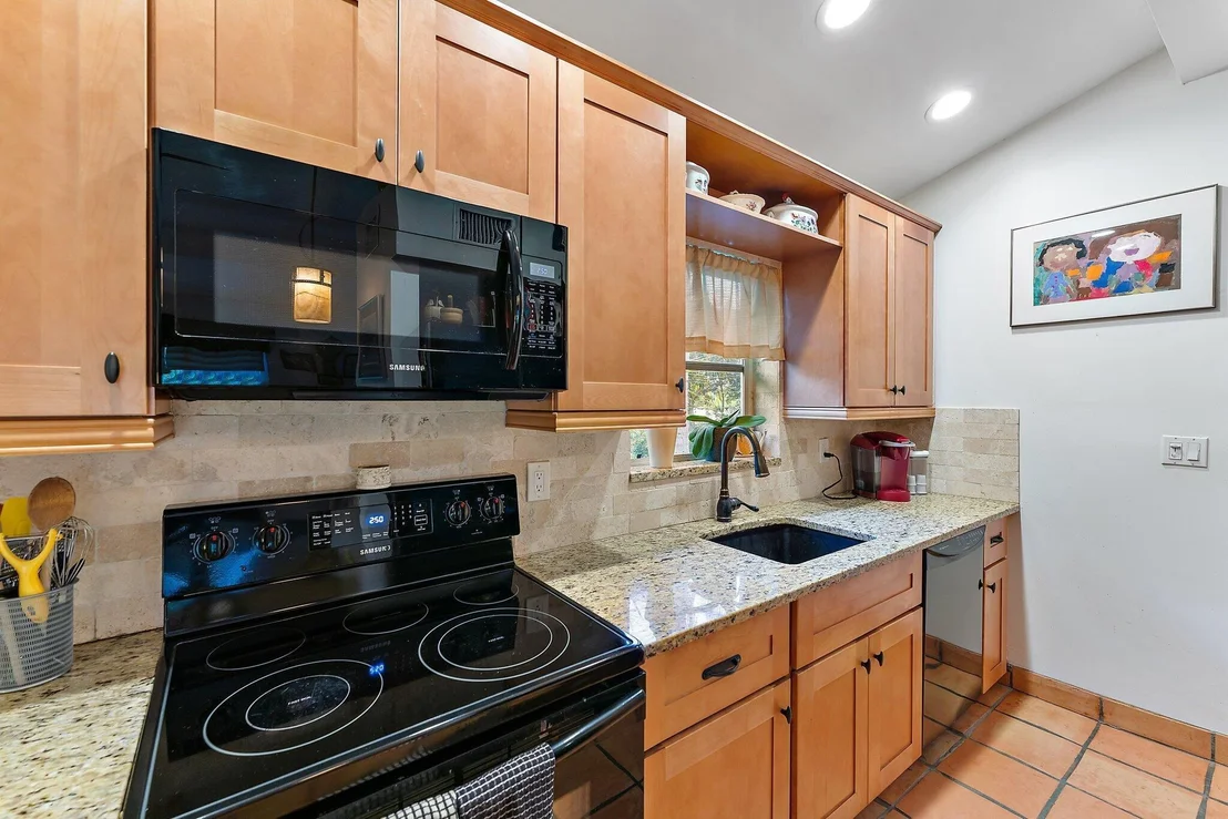 Photo of 4166 NE Sunset Drive