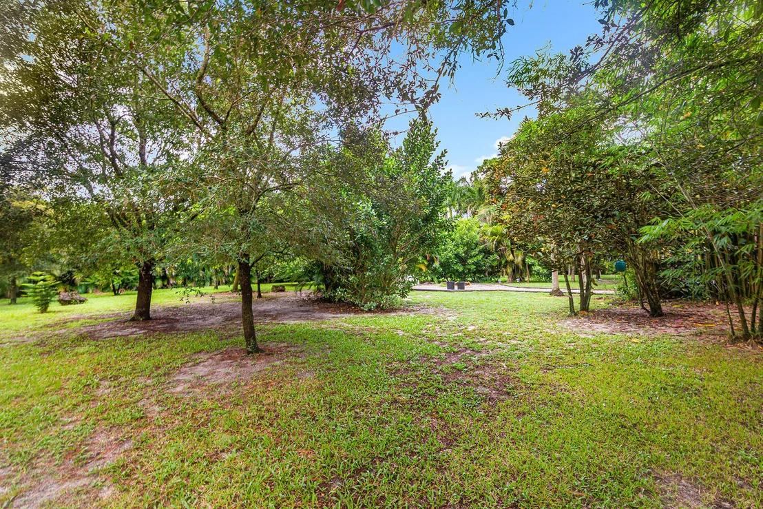 Photo of 17100 78th Road N