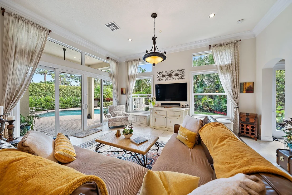 Photo of 5900 Our Robbies Road