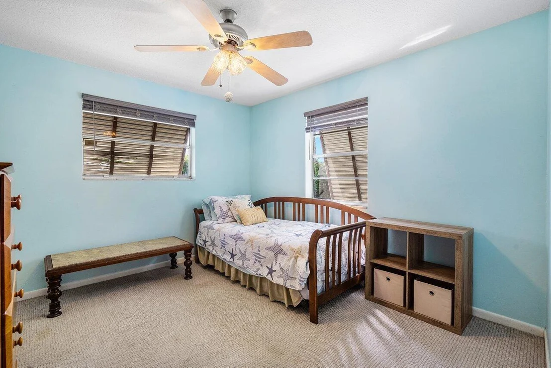 Photo of 7741 4th Terrace