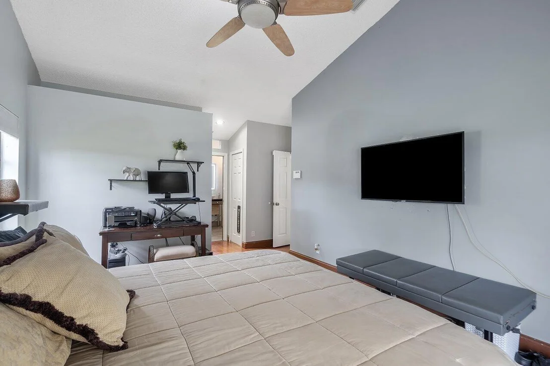Photo of 10207 Canoe Brook Circle