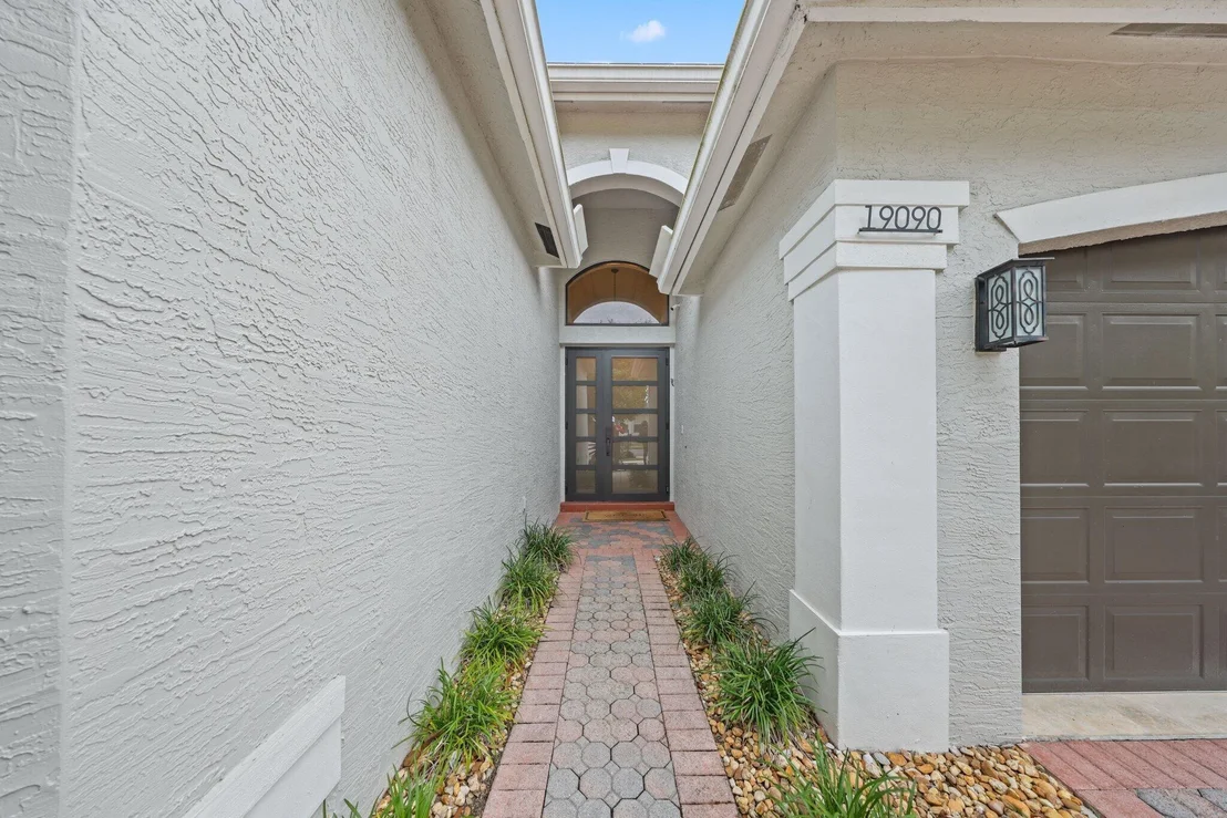 Photo of 19090 Skyridge Circle