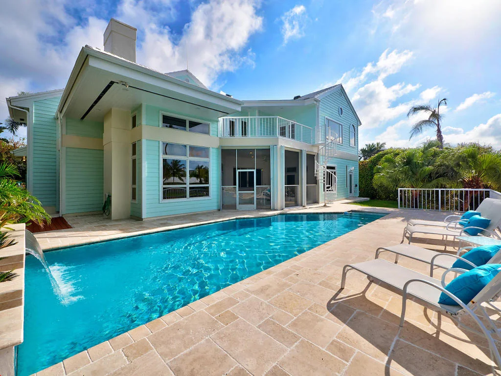 Photo of 939 Jasmine Drive