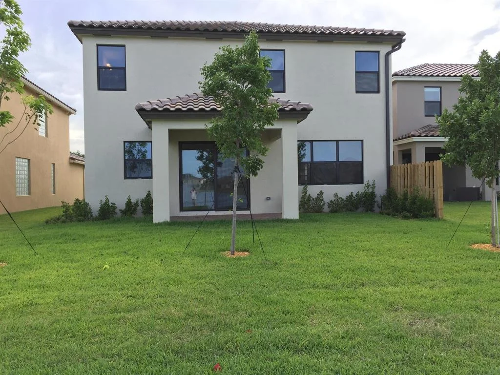 Photo of 4538 Willow Basin