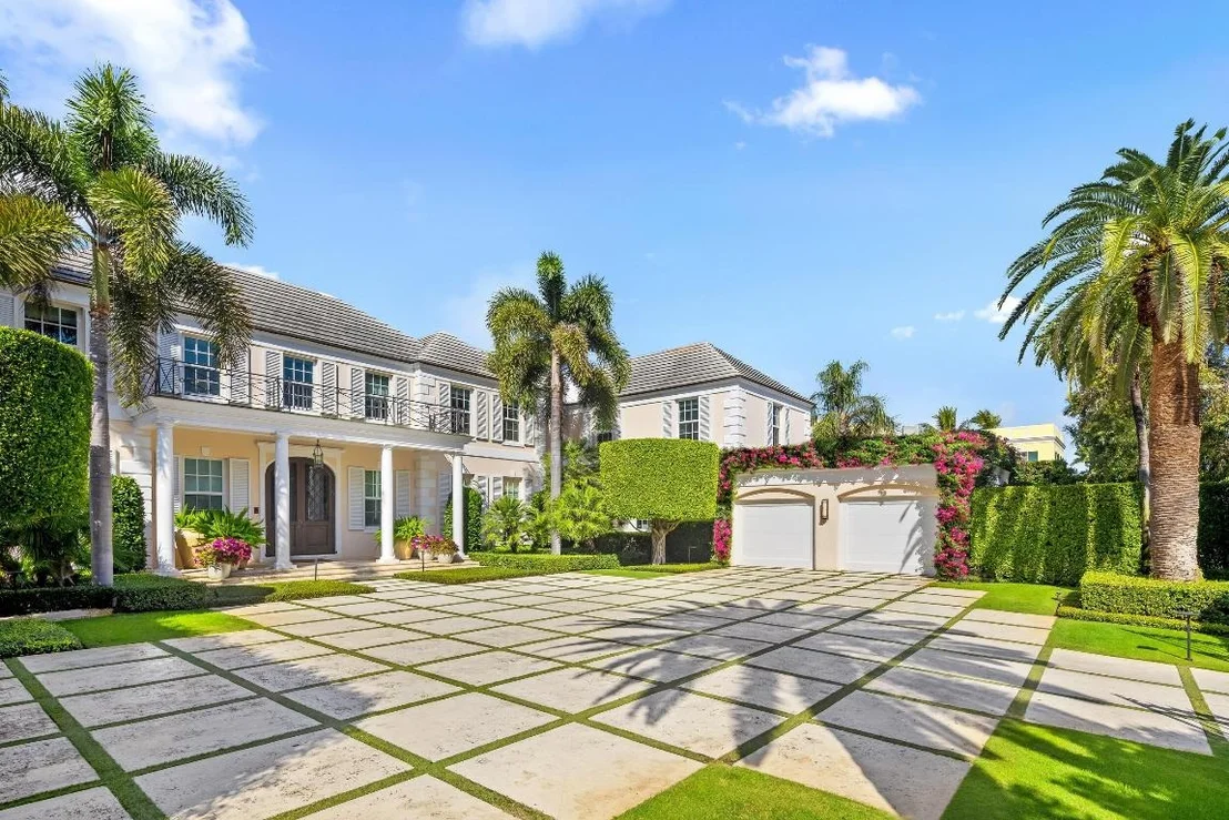 Photo of 631 Island Drive