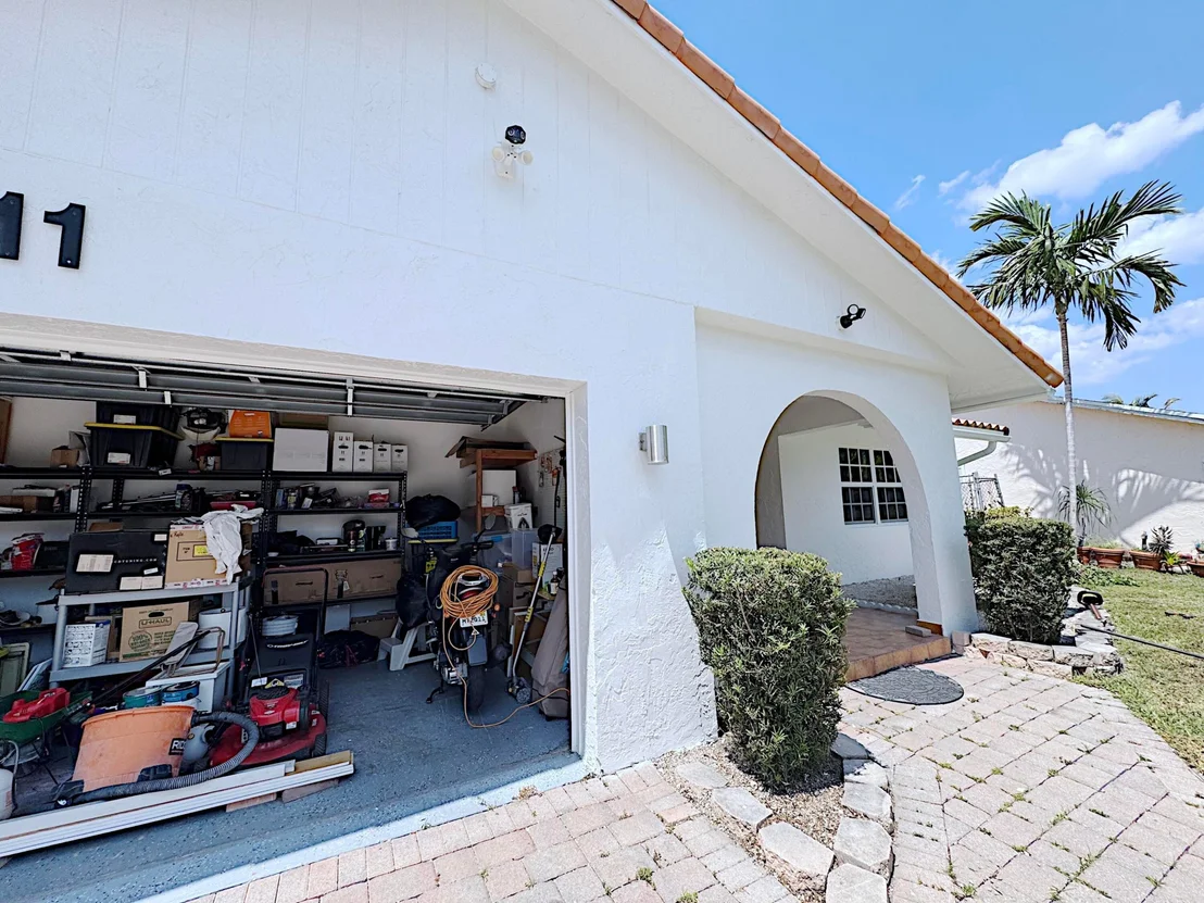 Photo of 411 SE 4th Street