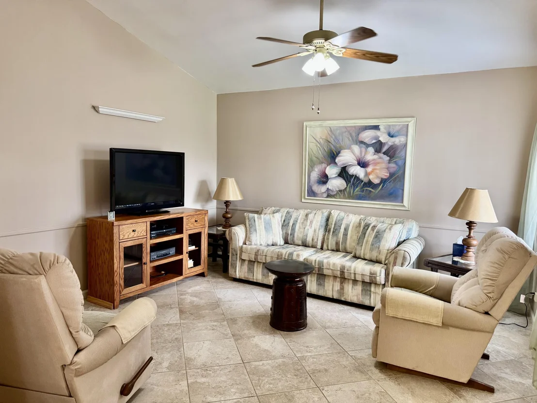 Photo of 4331 SW 11th Way