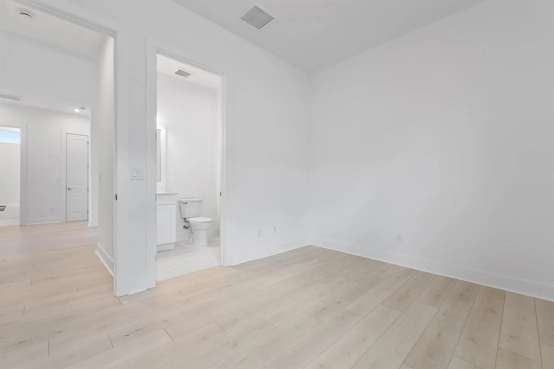Photo of 7050 SE Haven Lane