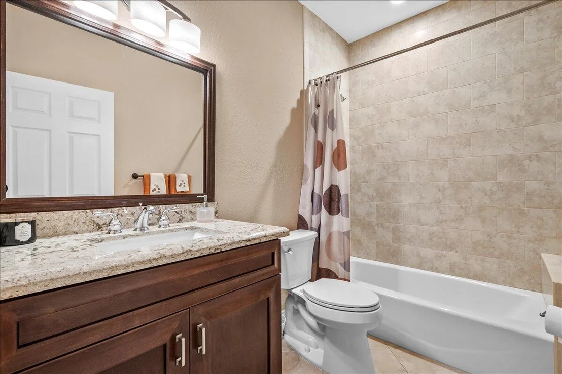 Photo of 2640 Devon Court Court