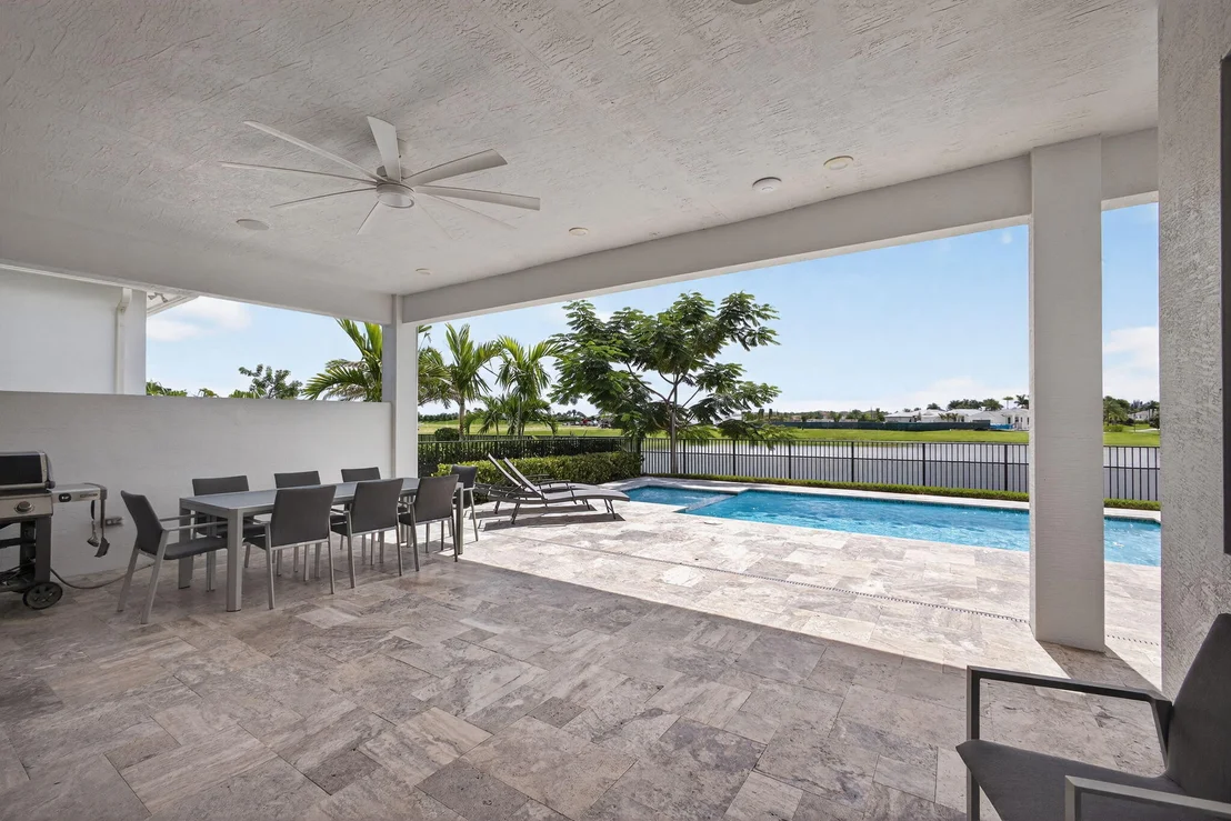 Photo of 15664 Merritt Drive