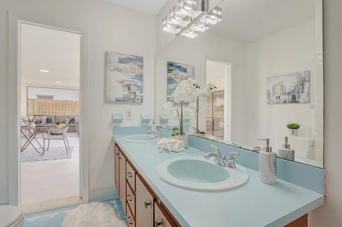 Photo of 2375 NW 29th Road