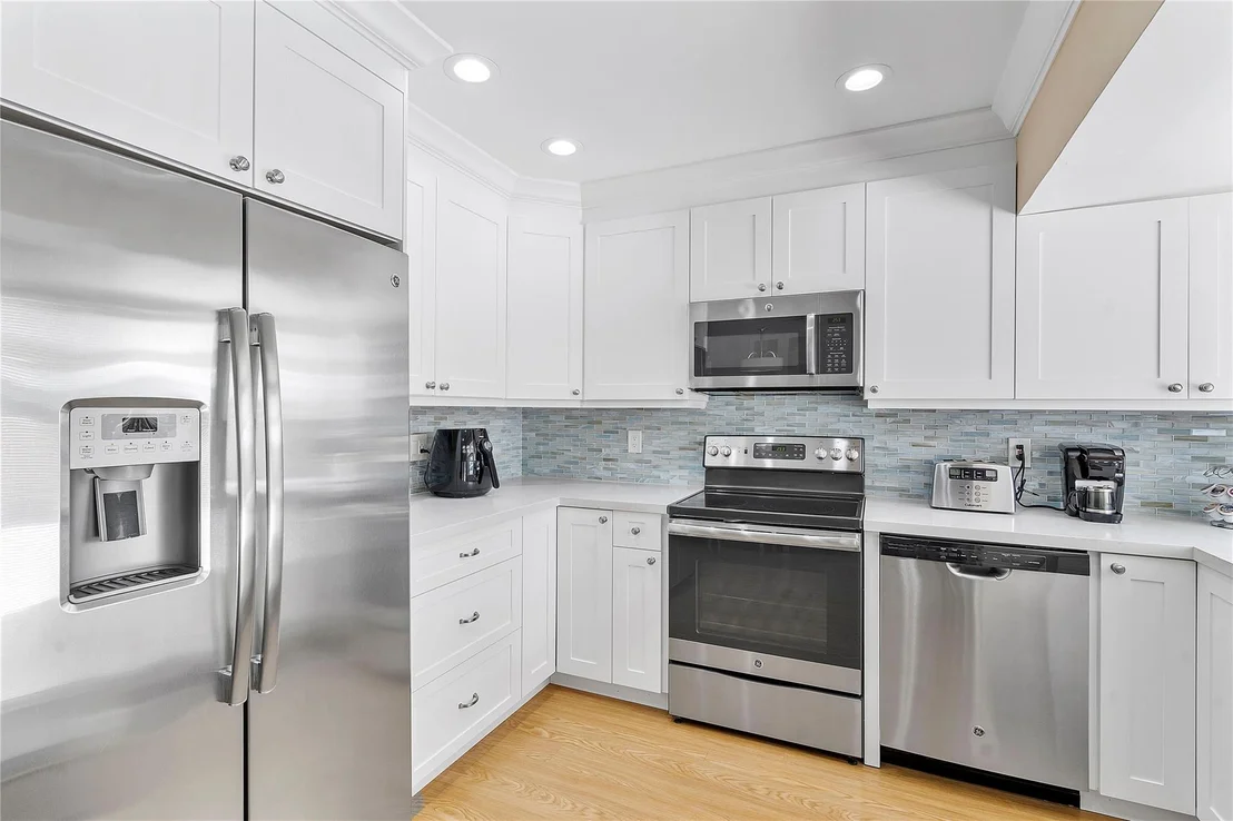 Photo of 601 SE 2nd Terrace