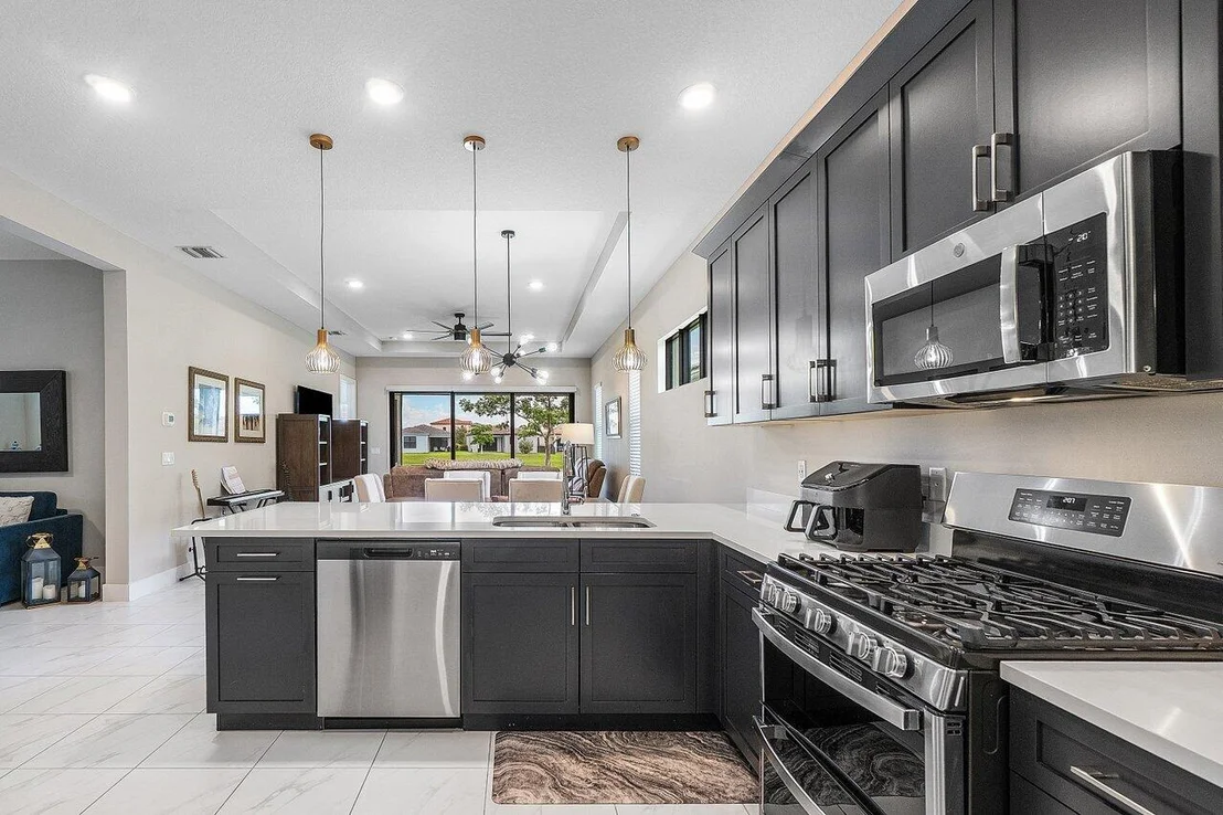 Photo of 16070 Key Biscayne Lane