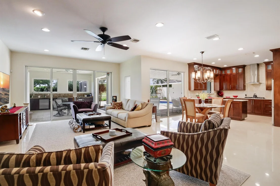 Photo of 391 Glenbrook Drive