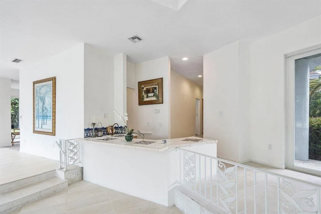 Photo of 6077 Pineneedle Lane