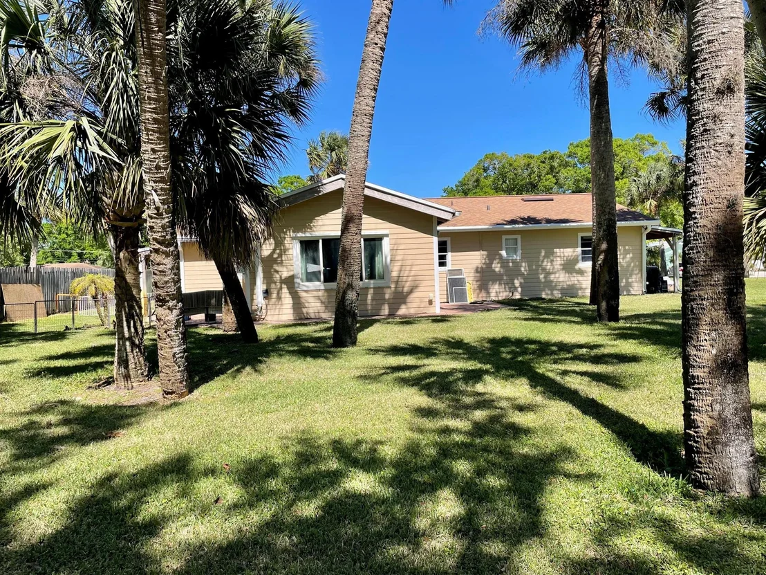 Photo of 7601 Donlon Road