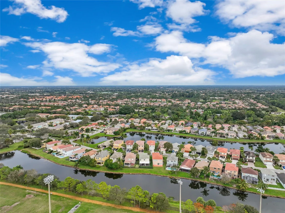 Photo of 6146 Spring Isles Boulevard