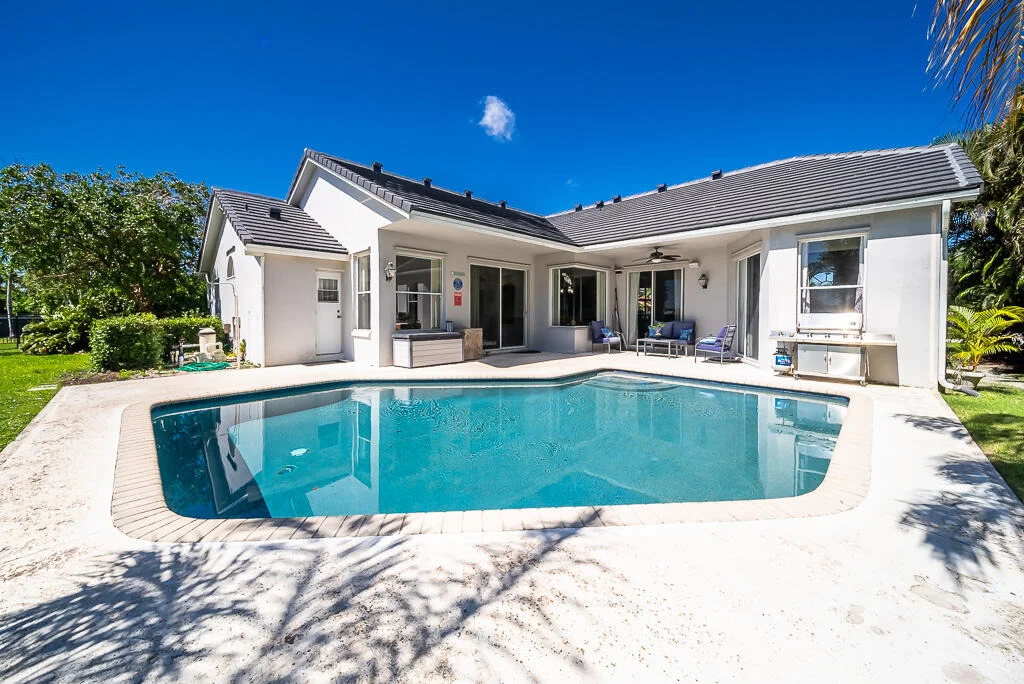 Photo of 9640 Eagle Point Lane