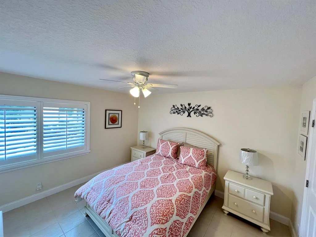 Photo of Unit C2 at 337 Knotty Pine Circle