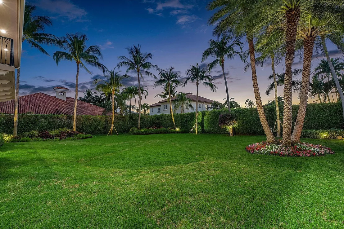 Photo of 384 Royal Palm Way