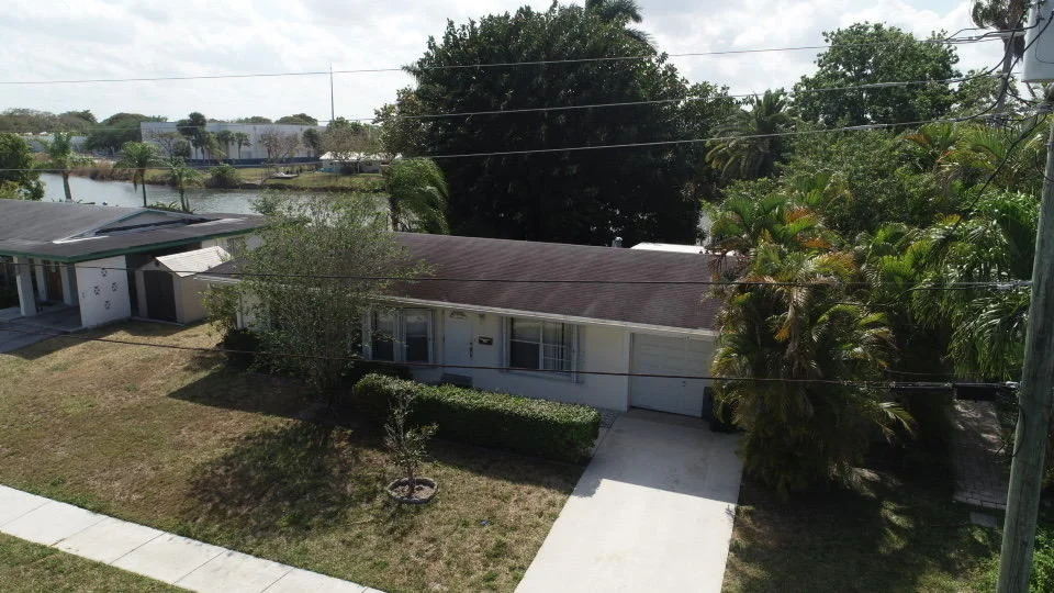 Photo of 1925 NW 62 Terrace