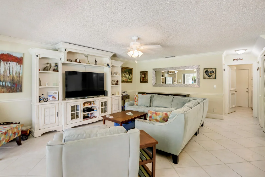 Photo of 7558 Briar Cliff Circle