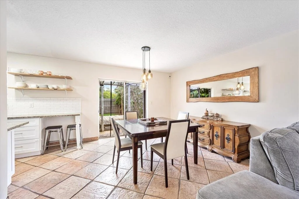 Photo of 4199 Willowood Lane