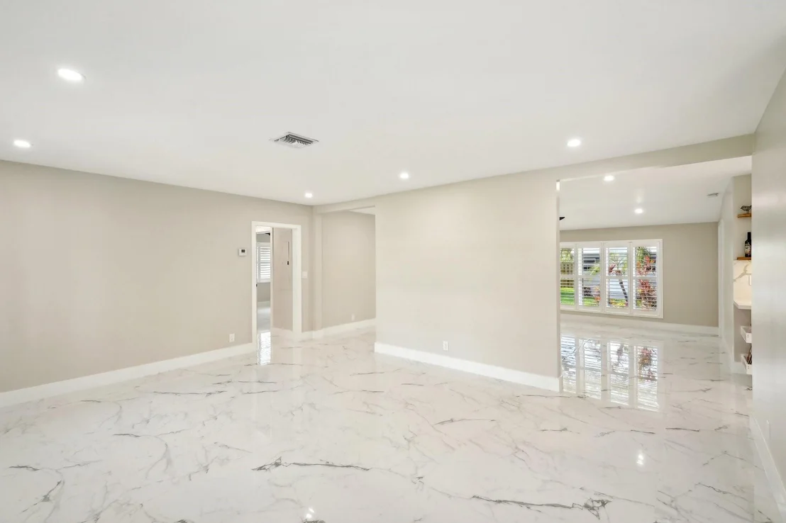 Photo of 720 NE 2nd Street