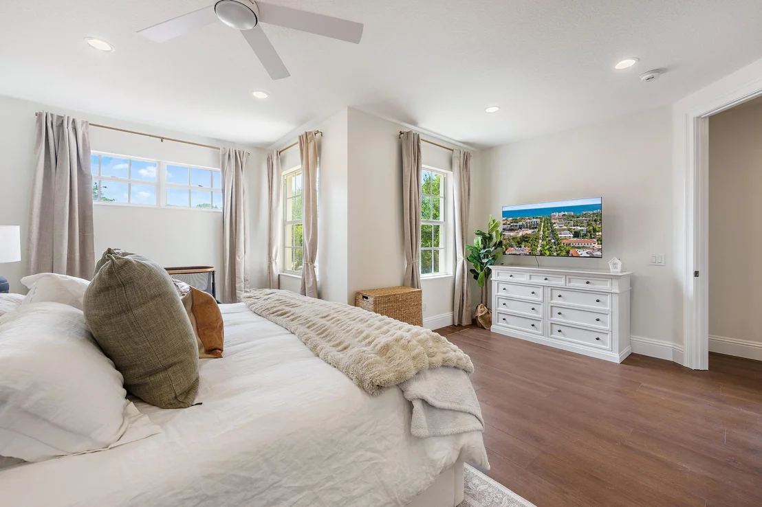 Photo of 126 PEABODY Drive