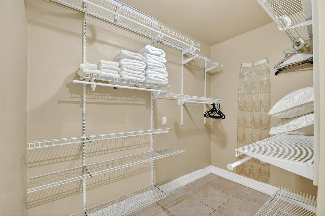 Photo of 1035 Soelca Drive