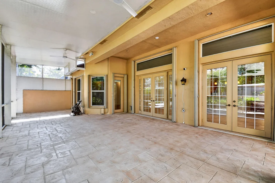 Photo of 7200 Veneto Drive