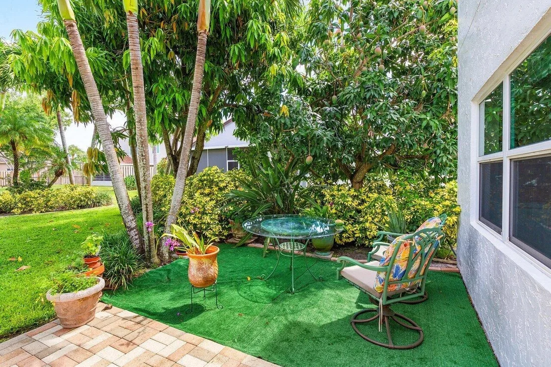 Photo of 6321 Lansdowne Circle