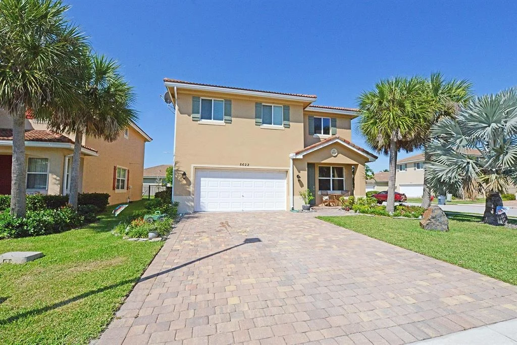 Photo of 5622 Caranday Palm Drive