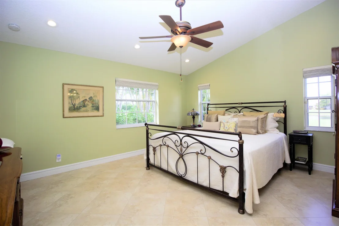 Photo of 7945 Sandy Pointe Drive