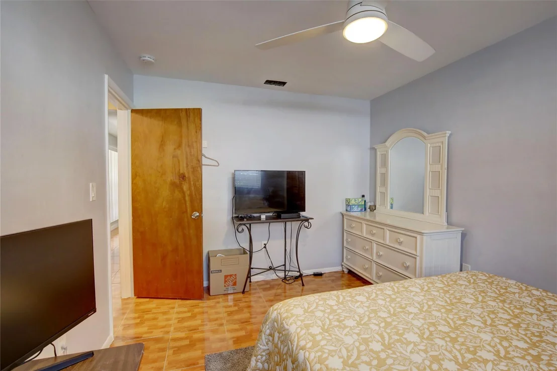 Photo of 7141 Biltmore Boulevard