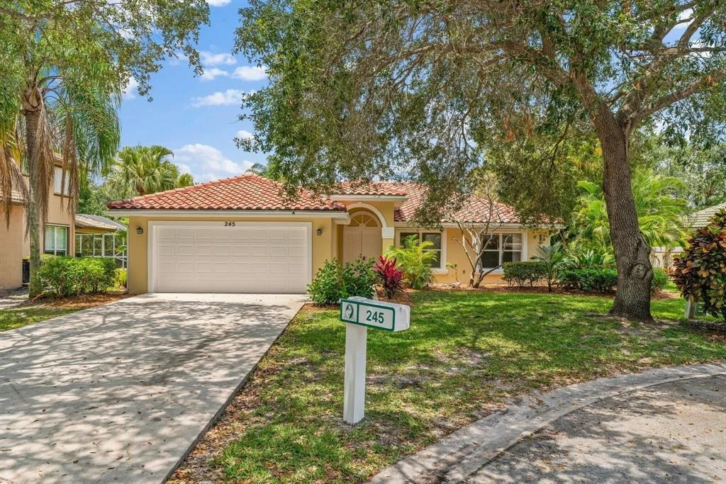 Photo of 245 Bluejay Lane