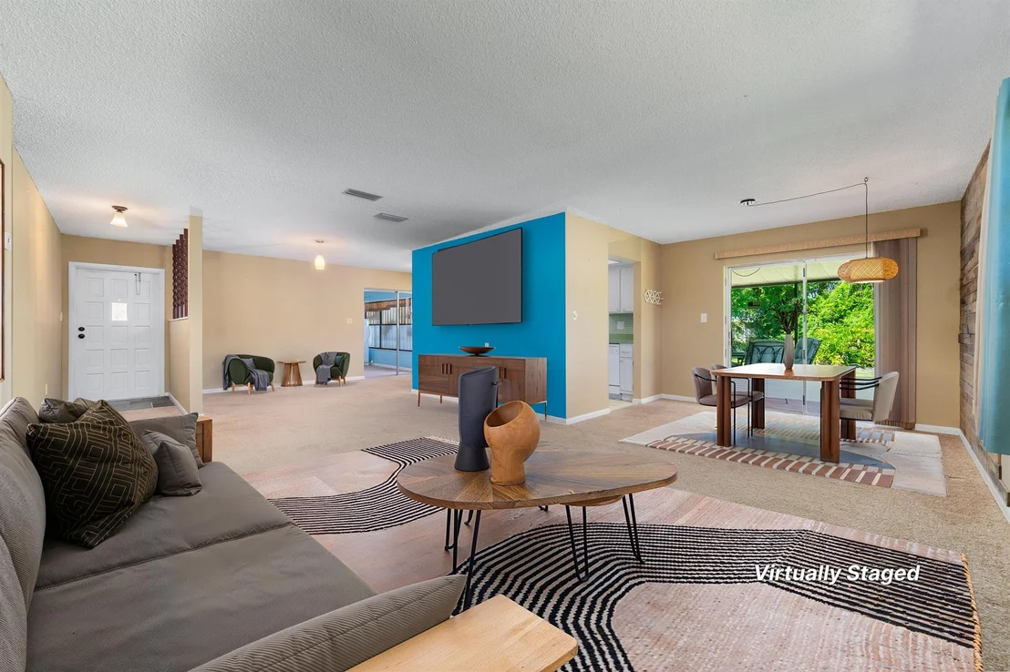 Photo of 3007 Summit Street
