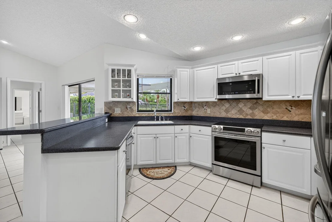 Photo of 3140 Old Orchard Road