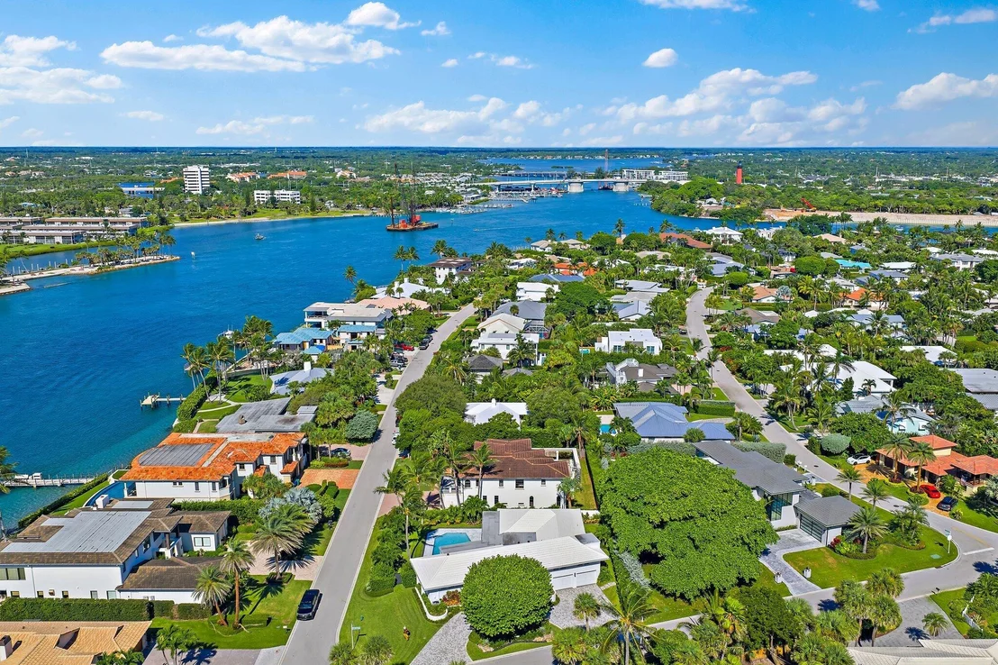 Photo of 136 Lighthouse Drive