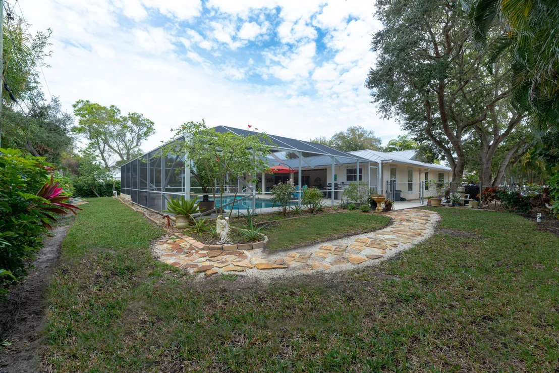 Photo of 3652 SE Leonard Lane