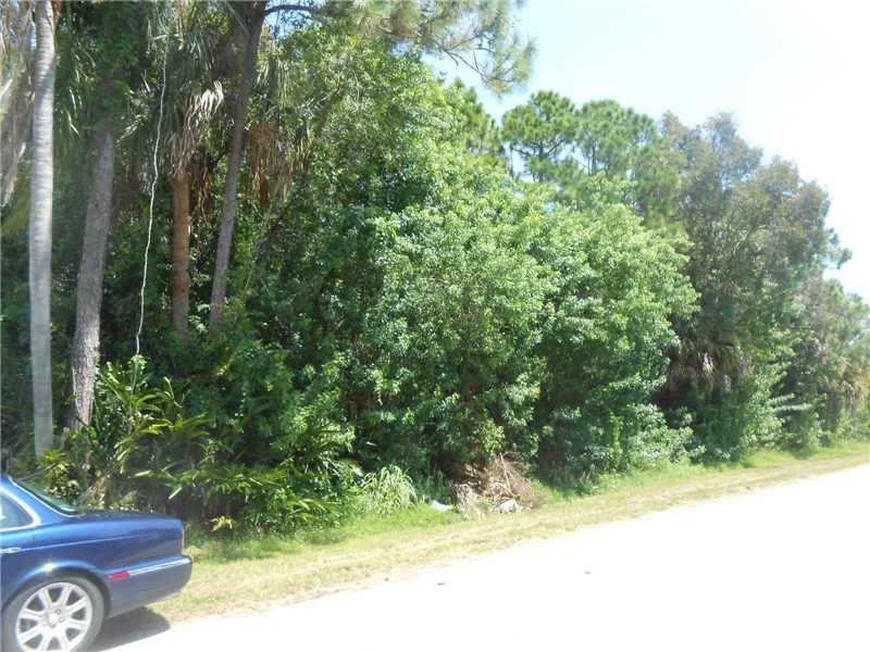 Photo of 2746 1st Lane