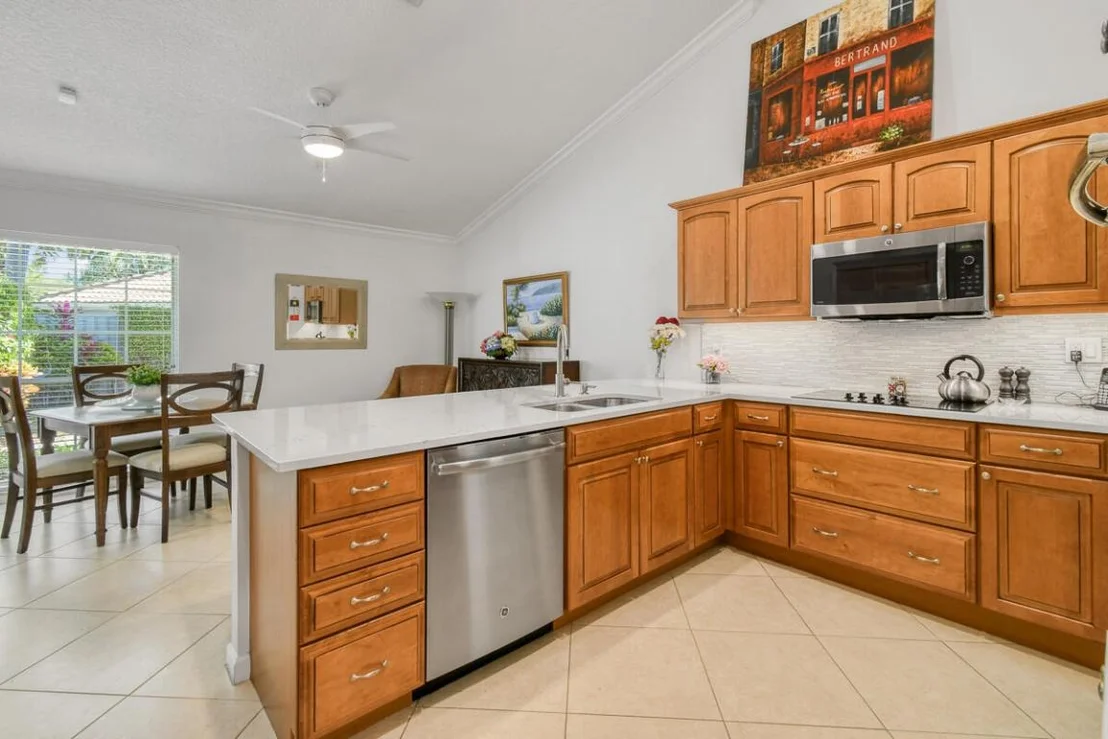 Photo of 349 Eagleton Golf Drive