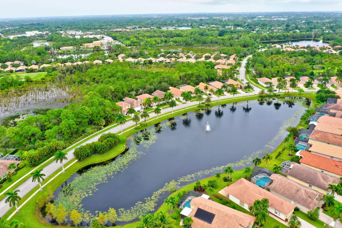 Photo of 6904 SE Twin Oaks Circle