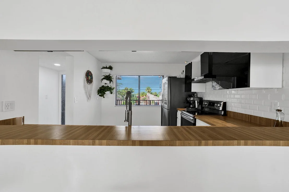 Photo of Unit 301 at 8000 Hampton Boulevard