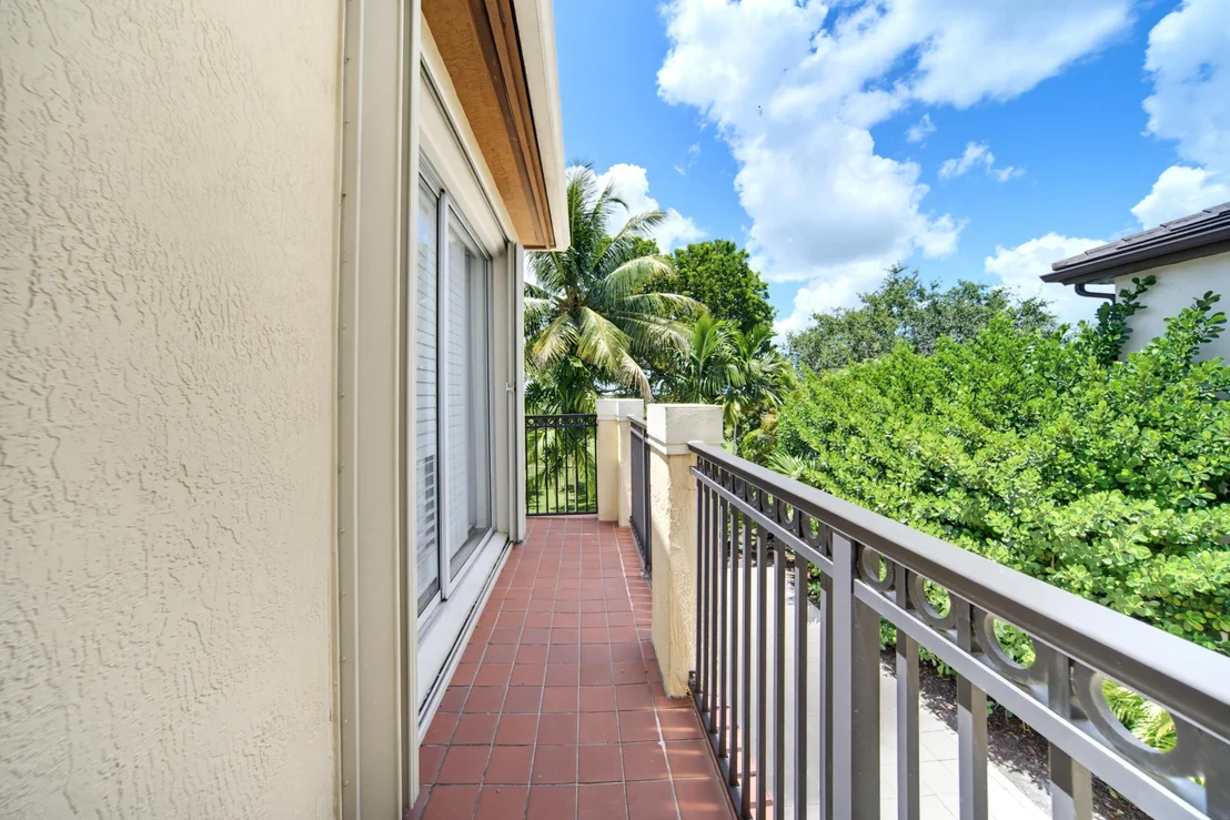 Photo of 6679 NW 128TH Way